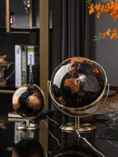 Globo Terrestre Metálico Giratório – Obra Decorativa Criativa para Educação e Decoração